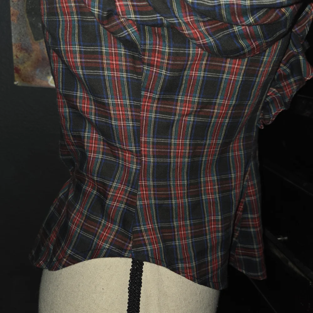 Diane Gilman Plaid Blouse with Red Accents - Picture 6 of 9